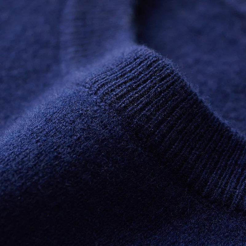 Leoza - Pullover aus Wolle in Marineblau